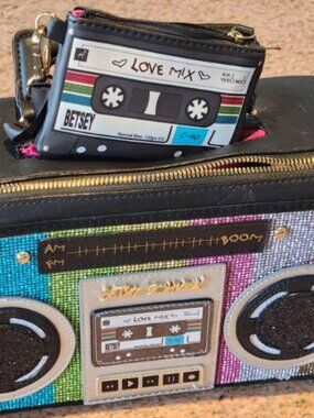 Betsey Johnson Kitsch Say Anything Boom Box Crossbody Bag Purse RARE FIND